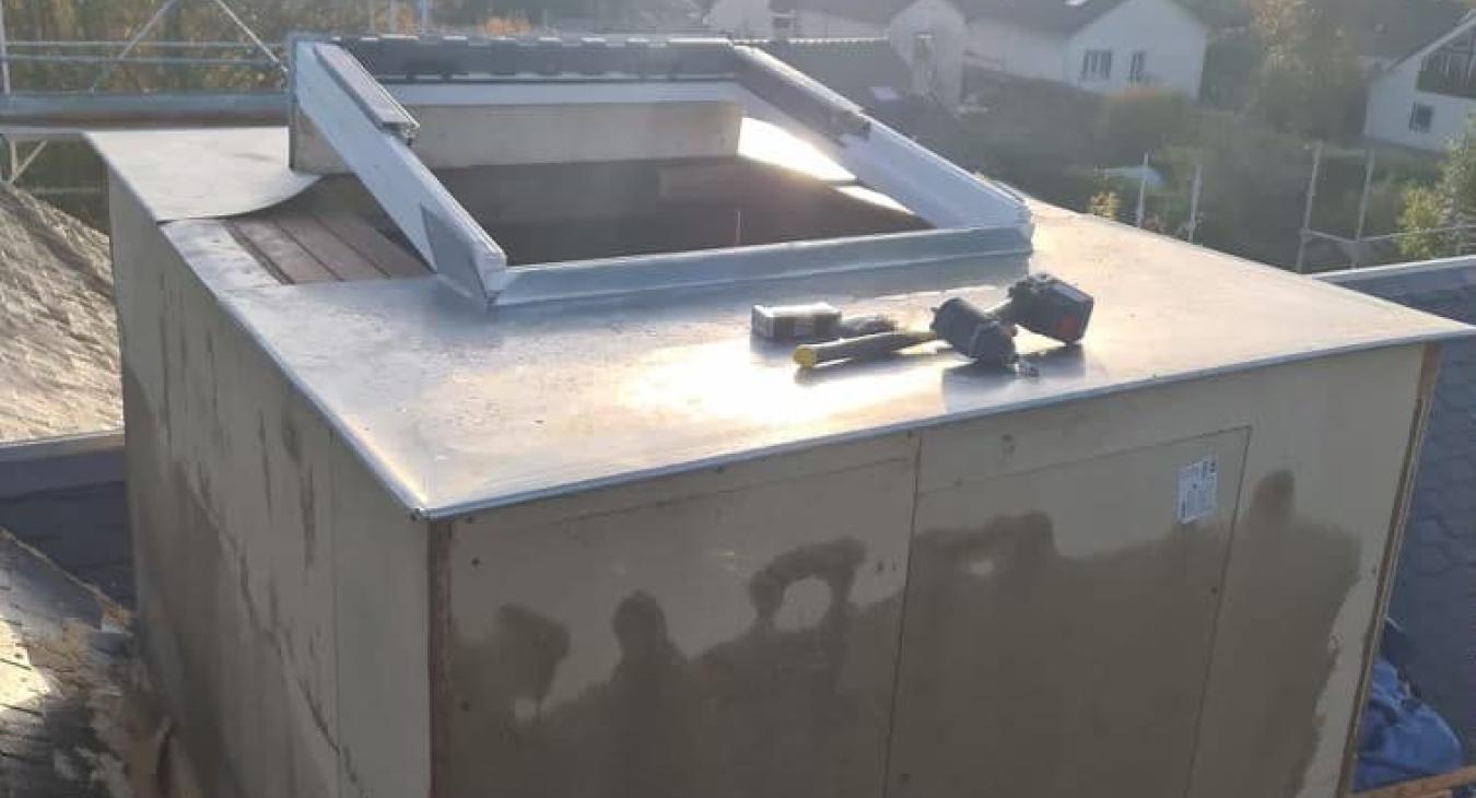Installation de fenêtre de toit & Zinguerie