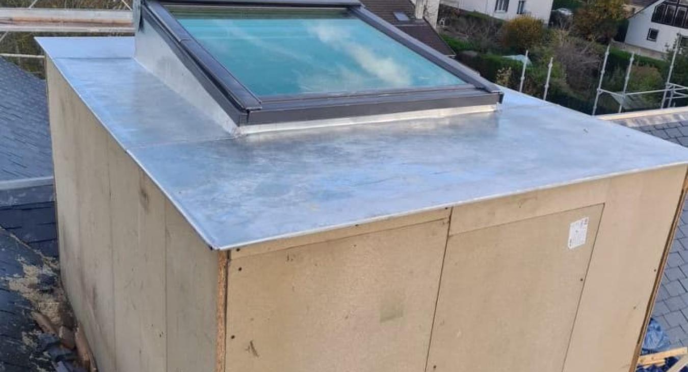 Installation de fenêtre de toit & Zinguerie